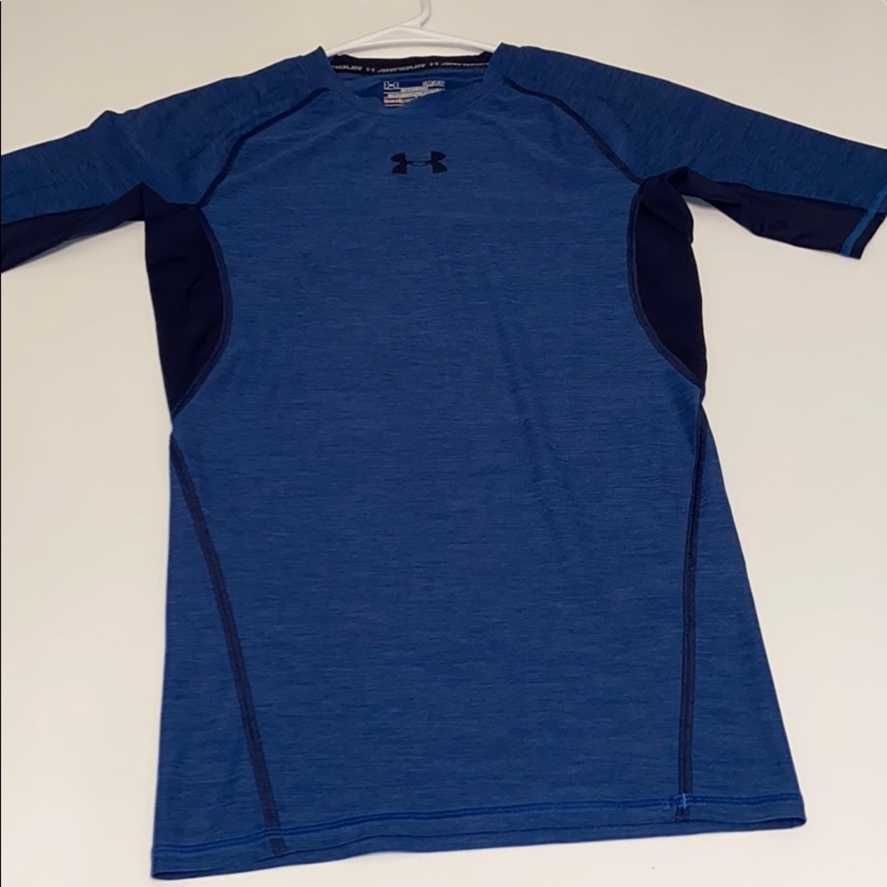 Men’s small compression top UNDER ARMOUR
